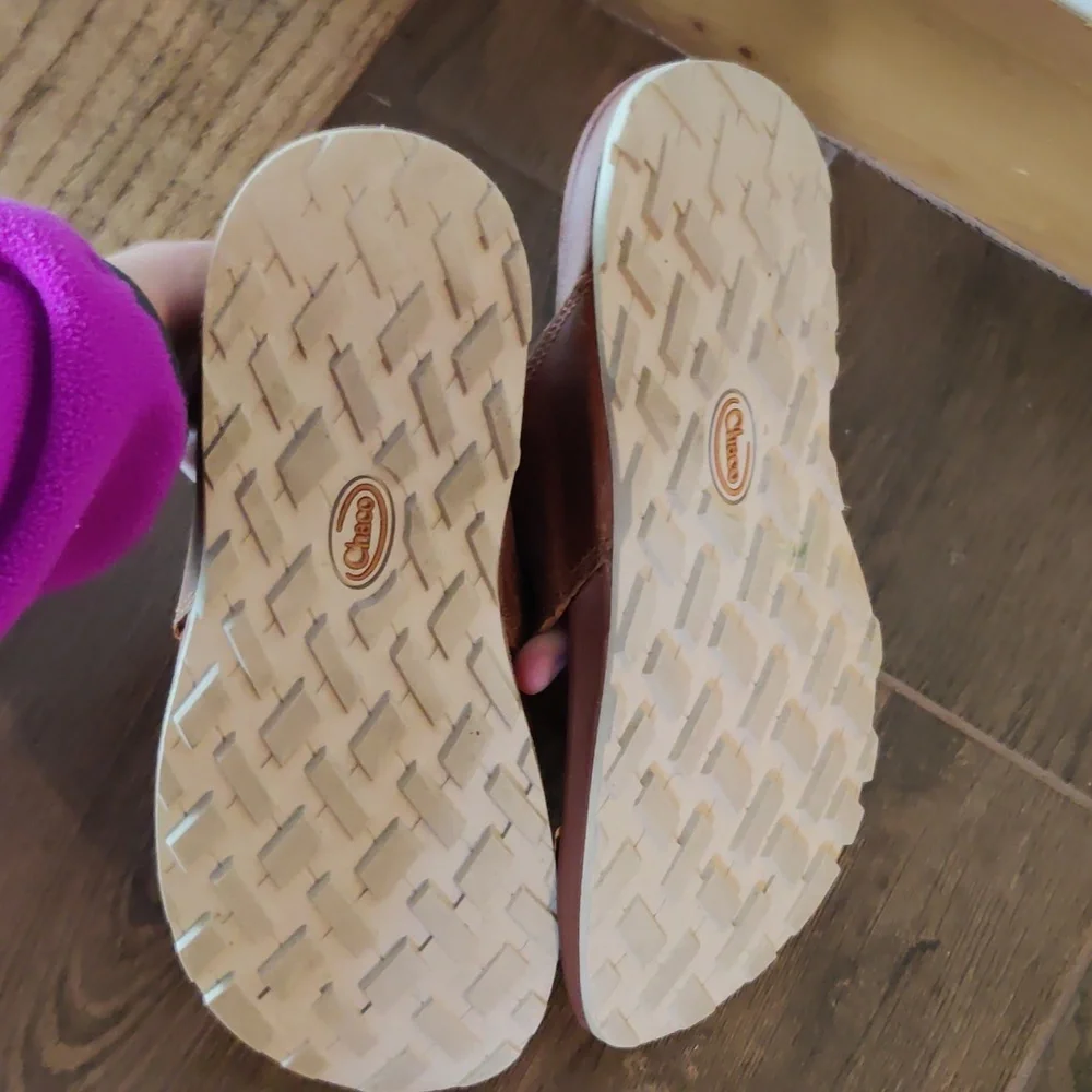 Chaco Shoes - Picture 3 of 8